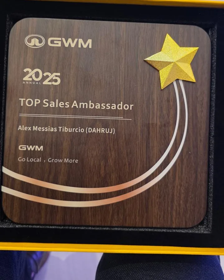 Placa GWM 2025 Annual TOP Sales Ambassador em nome de Alex Messias Tiburcio (Dahruj)